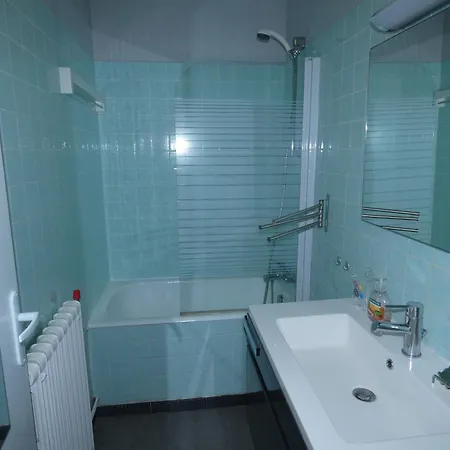 Superbe T3 Avec Vue Pour Vos Ou Votre Cure-wifi Apartment *