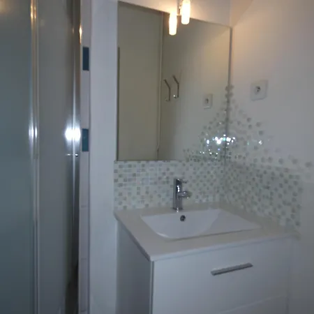 Superbe T3 Avec Vue Pour Vos Ou Votre Cure-wifi Apartment
